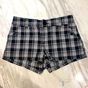 H&M Plaid Shorts black white blue pink size 6